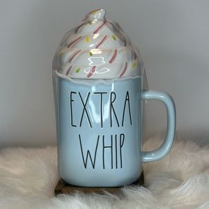 🚨Price Drop🚨 New Rae Dunn Extra Whip mug with topper